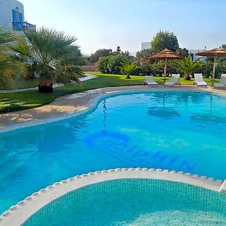 Dolphin Kastraki Hotel